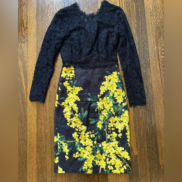 Sold!!!Dolce&Gabbana black lace dress with yellow Flowers - Picture 11 of 13